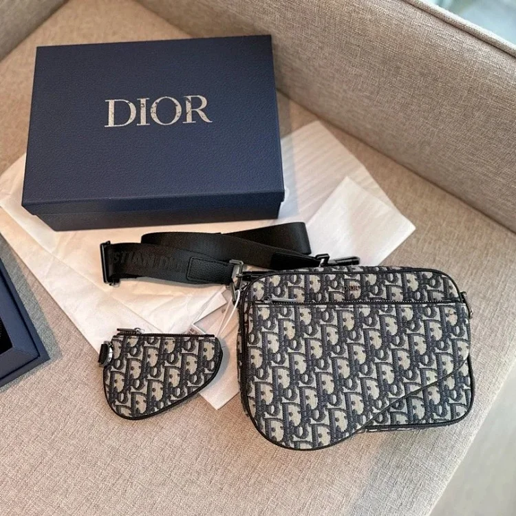 Dior Messenger Bags