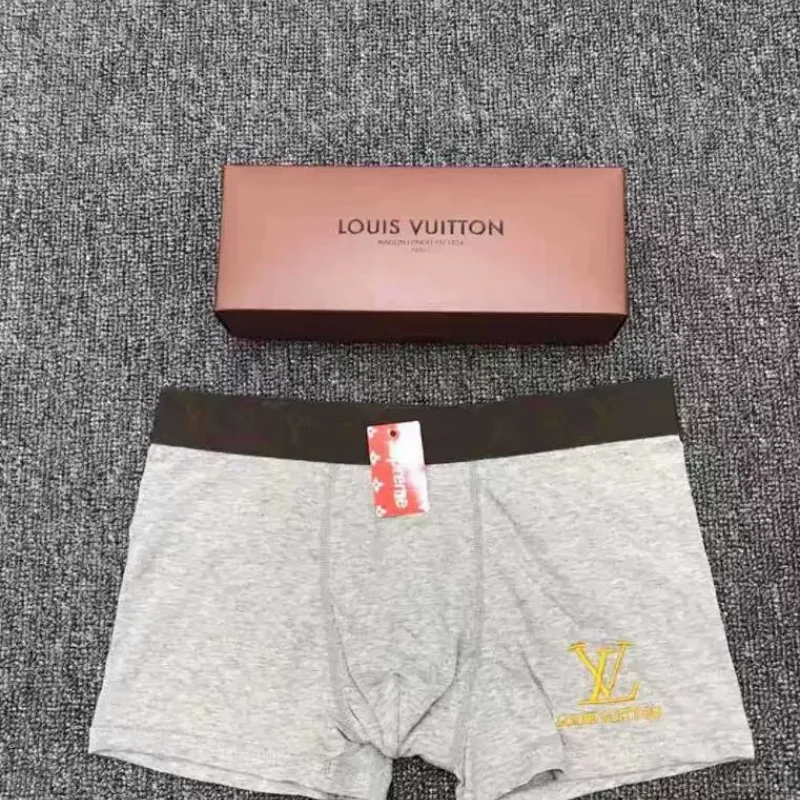Louis Vuitton Nike
Lacoste Adidas
 (40+ Colors)