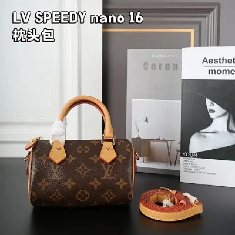 Louis Vuitton (LV) Bags ( 40 colors )