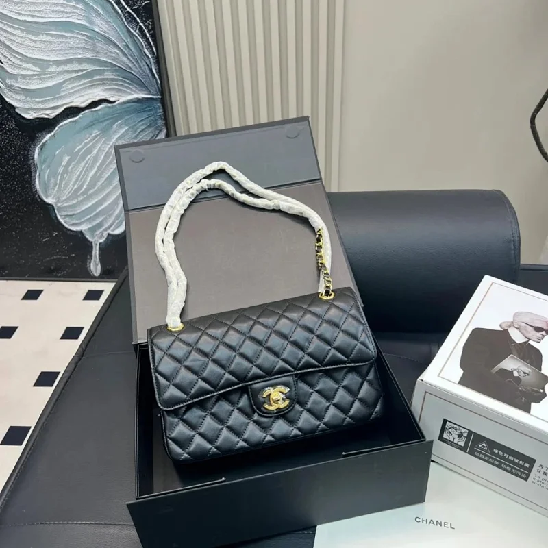 CHANEL Bags 
 ( 23 colors )