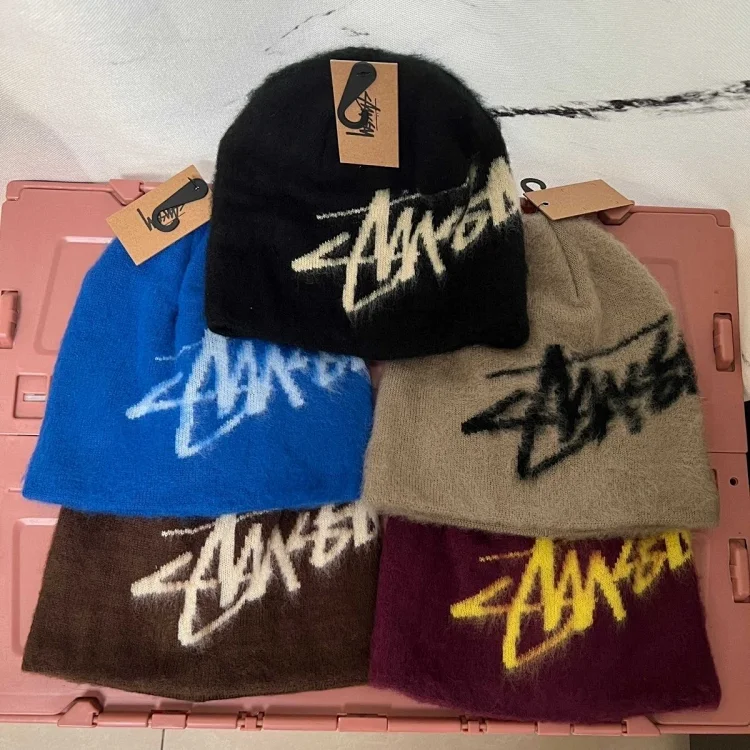 stussy  
winter hat
(40+ colors )