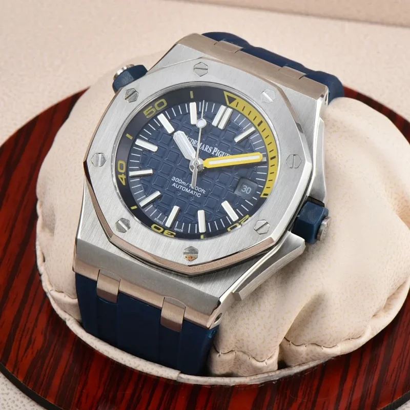 AUDEMARS PIGUET watch
(14 colorways)